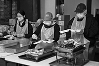 Soup Kitchen : St Luke's Lutheran Church : Hell's Kitchen : Food queues : Food lines : Hell's Kitchen : Streetlife, New York, Photo by Richard Moore